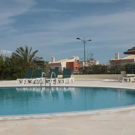 Com Piscina Em Albufeira, Corcovada Apartamento