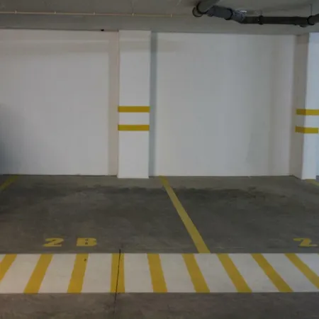 Com Piscina Em Albufeira, Corcovada * Албуфейра