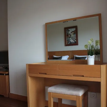 Com Piscina Em Albufeira, Corcovada アルブフェイラ