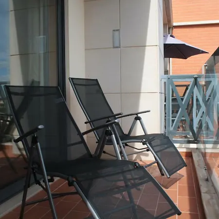 Com Piscina Em Albufeira, Corcovada * Албуфейра