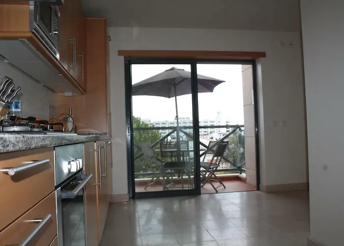 Com Piscina Em Albufeira, Corcovada * 阿尔布费拉
