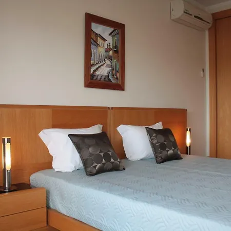 Com Piscina Em Albufeira, Corcovada Apartment *